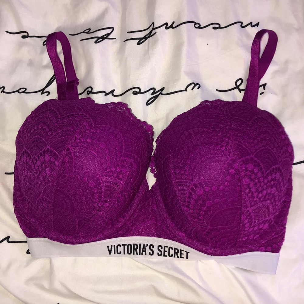 Victoria’s Secret perfect shape bra